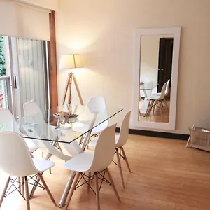 Appartement Short, Parijs